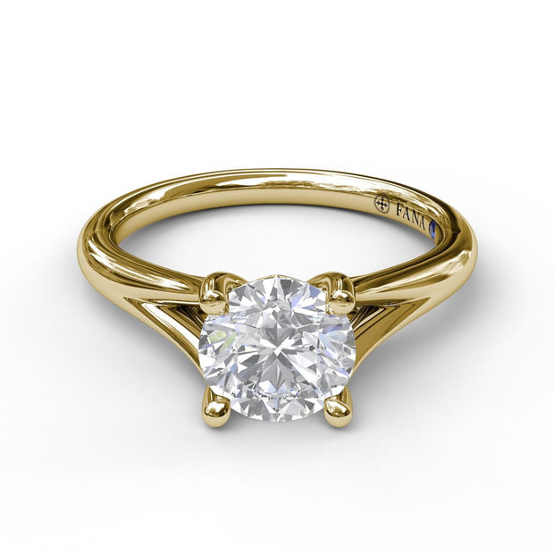 Round Cut Solitaire With Delicate Split Band