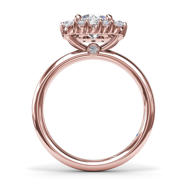 Graduated Diamond Engagement Ring