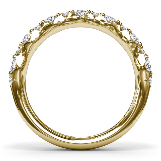 Round Cluster Diamond Ring
