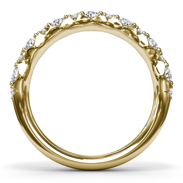 Round Cluster Diamond Ring