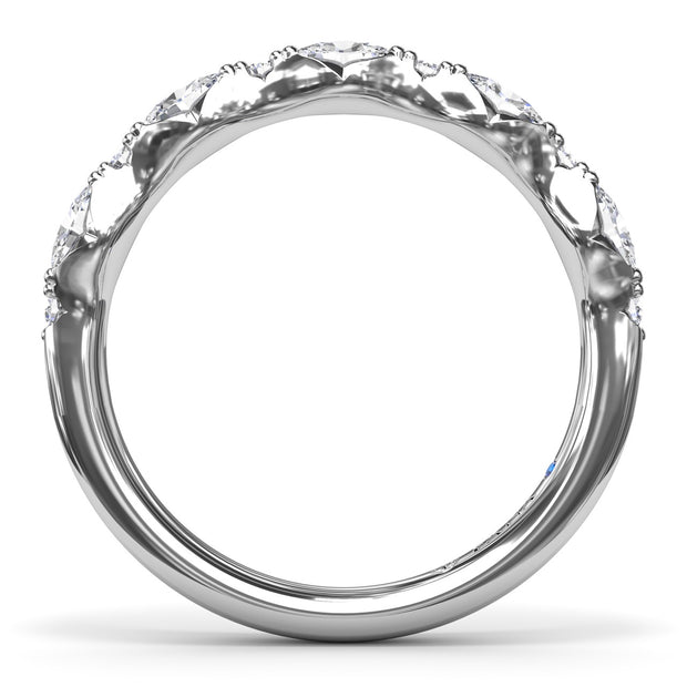 Round Cluster Diamond Ring