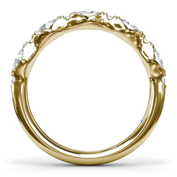 Round Cluster Diamond Ring