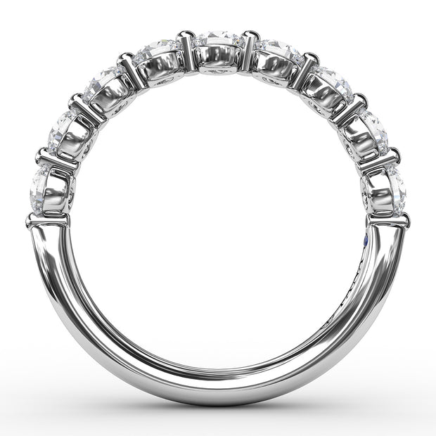 Diamond Band with Single Shared Prongs